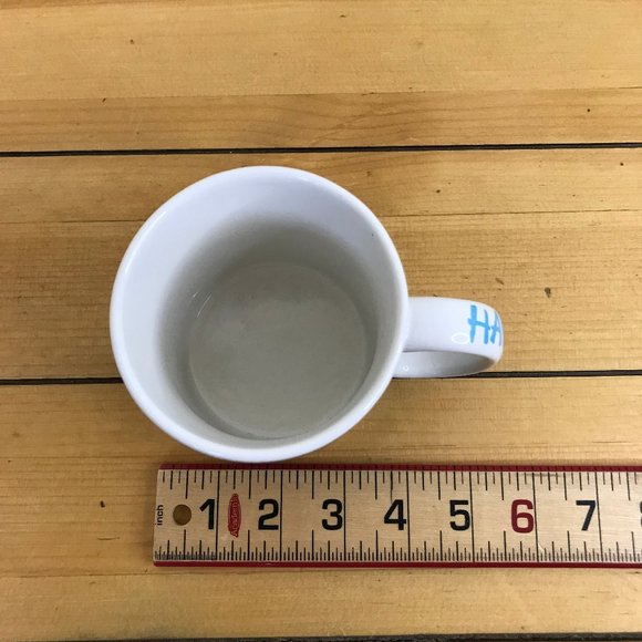 Winnie the Pooh HAWAII Hula Dancing Ceramic Coffee Mug 12oz Applause 43829 - Picture 5 of 6